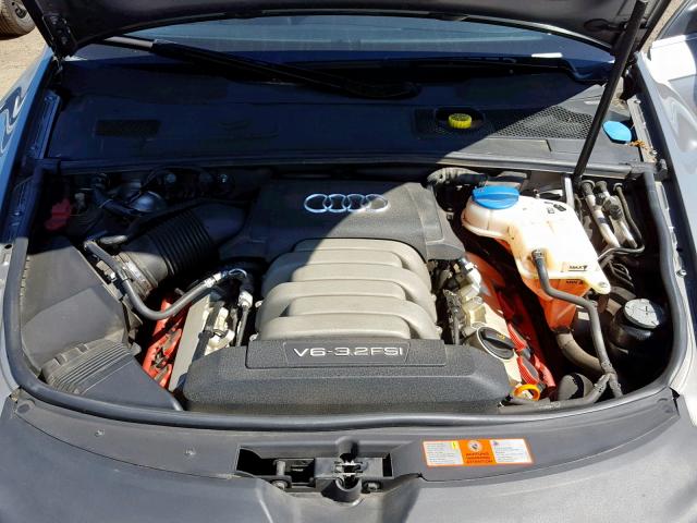 WAUDH74F36N142692 - 2006 AUDI A6 3.2 QUA SILVER photo 7