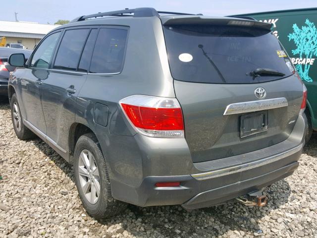 5TDBK3EH8BS058991 - 2011 TOYOTA HIGHLANDER GREEN photo 3