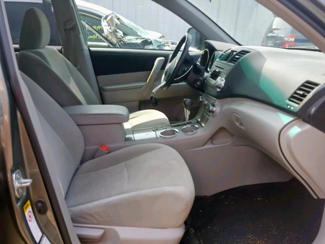 5TDBK3EH8BS058991 - 2011 TOYOTA HIGHLANDER GREEN photo 5