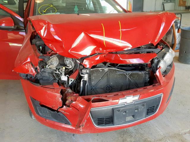 1G1JA5SH9C4121018 - 2012 CHEVROLET SONIC LS RED photo 9