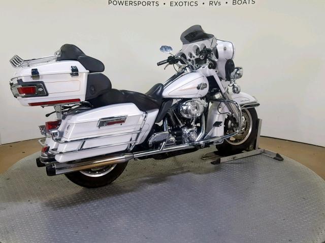 1HD1FC4118Y690862 - 2008 HARLEY-DAVIDSON FLHTCUI WHITE photo 8