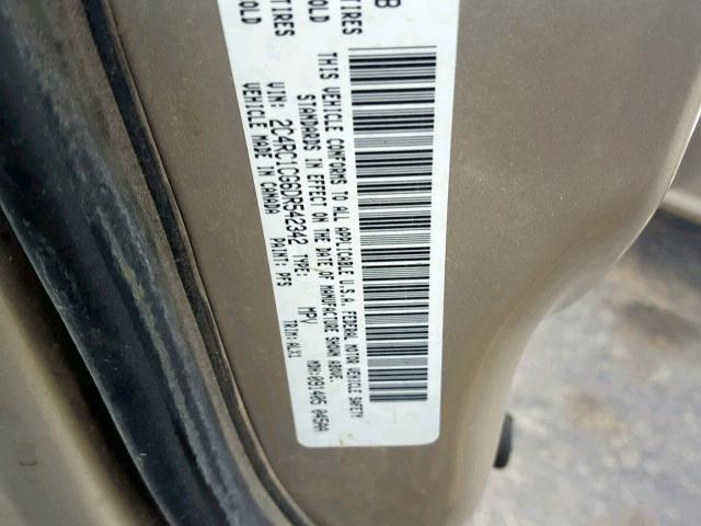 2C4RC1CG6DR542342 - 2013 CHRYSLER TOWN & COU GOLD photo 10