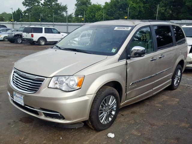 2C4RC1CG6DR542342 - 2013 CHRYSLER TOWN & COU GOLD photo 2