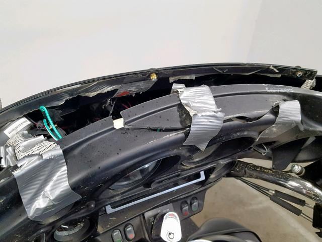 1HD1FCW144Y633613 - 2004 HARLEY-DAVIDSON FLHTCUI BLACK photo 16