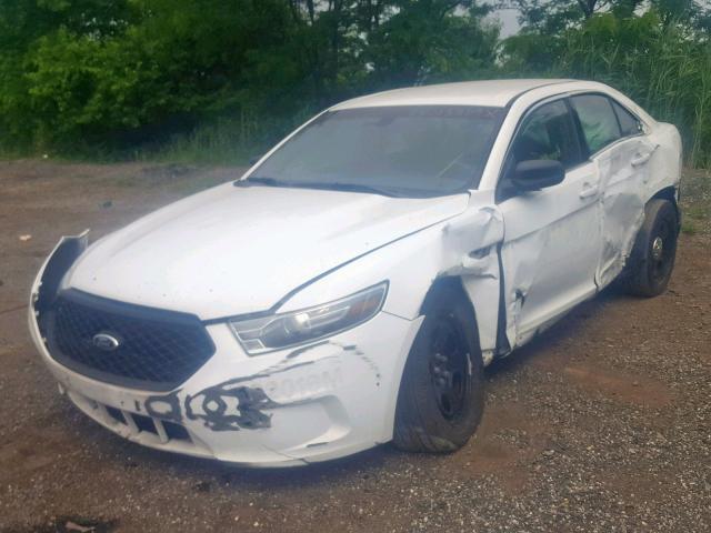 1FAHP2MK2GG110254 - 2016 FORD TAURUS POL WHITE photo 2