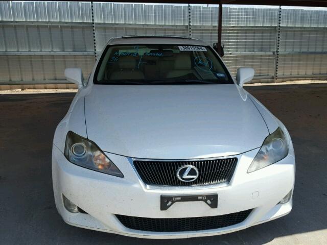 JTHBK262875047229 - 2007 LEXUS IS 250 WHITE photo 9