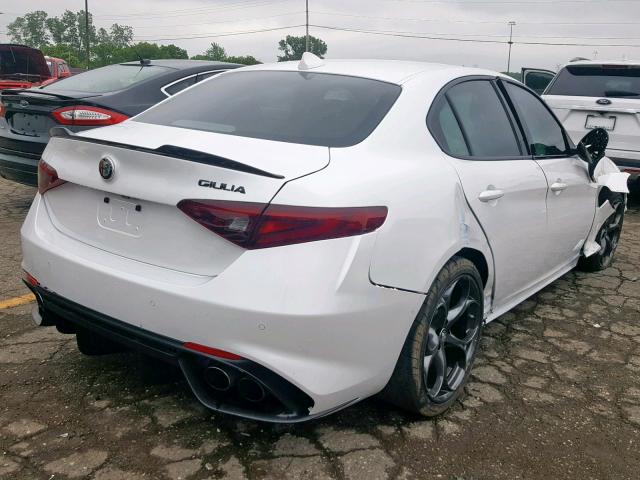 ZARFAEAV5H7553525 - 2017 ALFA ROMEO GIULIA QUA WHITE photo 4