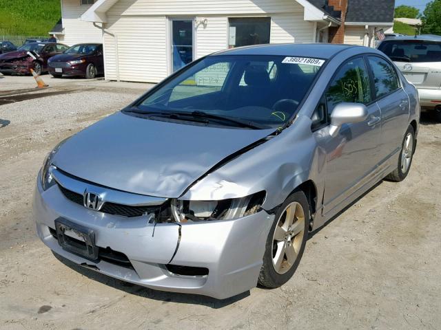 19XFA1F69BE001568 - 2011 HONDA CIVIC LX-S فضي صورة 2