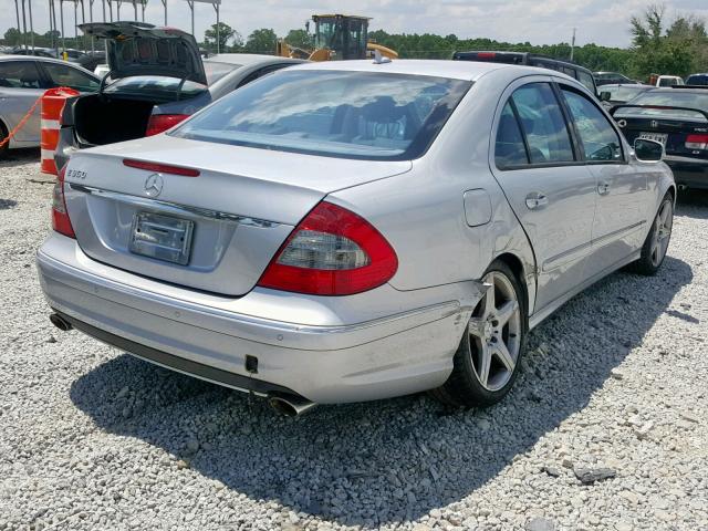 WDBUF56X49B385838 - 2009 MERCEDES-BENZ E 350 SILVER photo 4