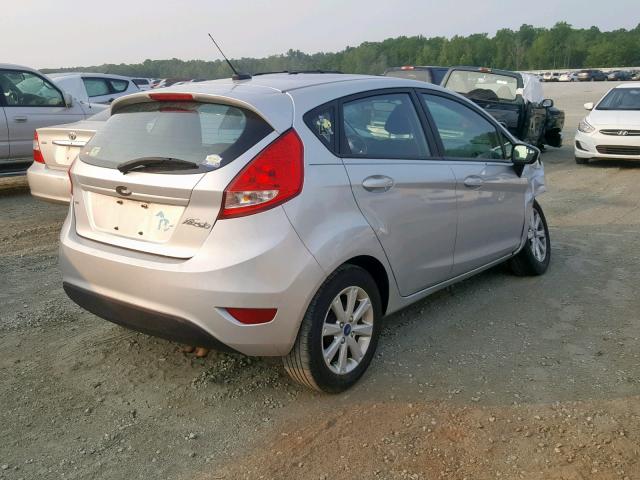 3FADP4EJ2CM161494 - 2012 FORD FIESTA SE SILVER photo 4