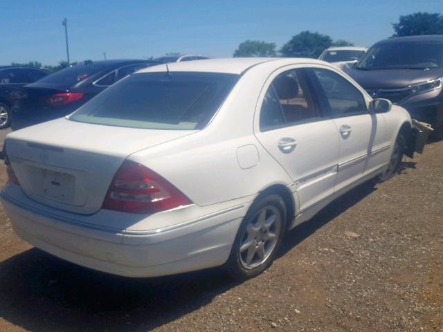 WDBRF61J32F182016 - 2002 MERCEDES-BENZ C 240 WHITE photo 4