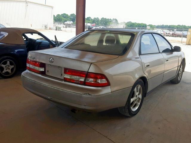 JT8BF28G010315322 - 2001 LEXUS ES 300 BEIGE photo 4