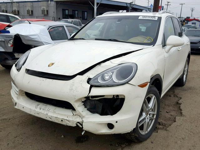 WP1AA2A29CLA01565 - 2012 PORSCHE CAYENNE WHITE photo 2