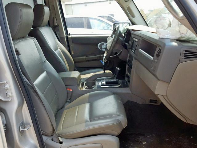 1J8HG48N18C163569 - 2008 JEEP COMMANDER SILVER photo 5