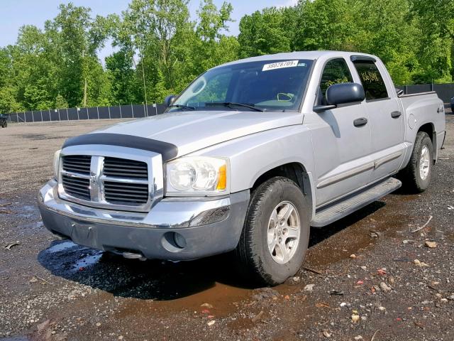 1D7HW48N85S195260 - 2005 DODGE DAKOTA QUA GRAY photo 2