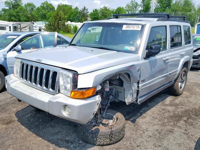 1J8HG48N38C161497 - 2008 JEEP COMMANDER SILVER photo 2