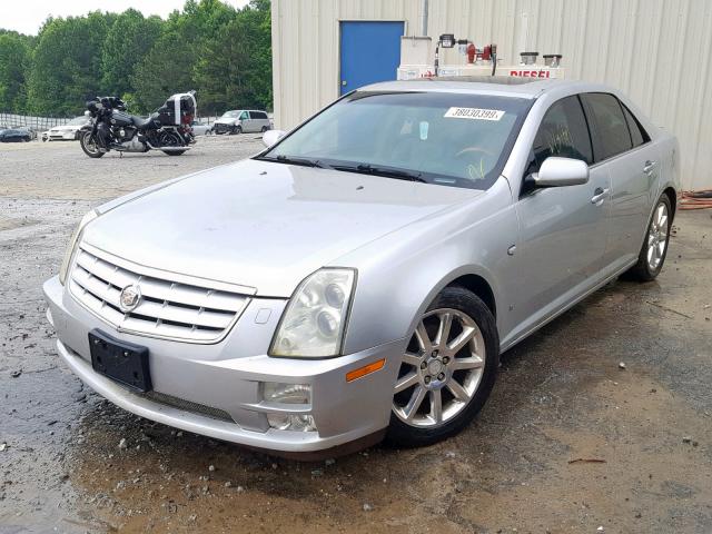 1G6DC67A860109005 - 2006 CADILLAC STS SILVER photo 2