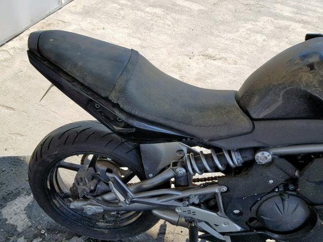 JKAEXEC149DA23819 - 2009 KAWASAKI EX650 C 黑色 照片 6