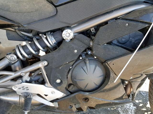 JKAEXEC149DA23819 - 2009 KAWASAKI EX650 C 黑色 照片 7