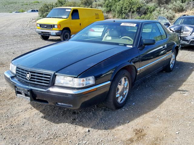 1G6ET1299TU610719 - 1996 CADILLAC ELDORADO T GREEN photo 2