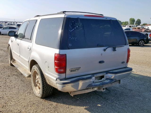 1FMRU1567YLA16040 - 2000 FORD EXPEDITION SILVER photo 3