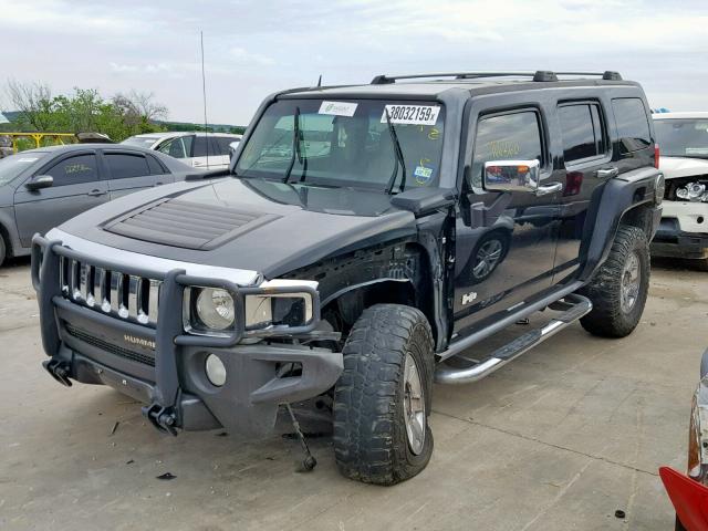 5GTDN13E278196396 - 2007 HUMMER H3 BLACK photo 2