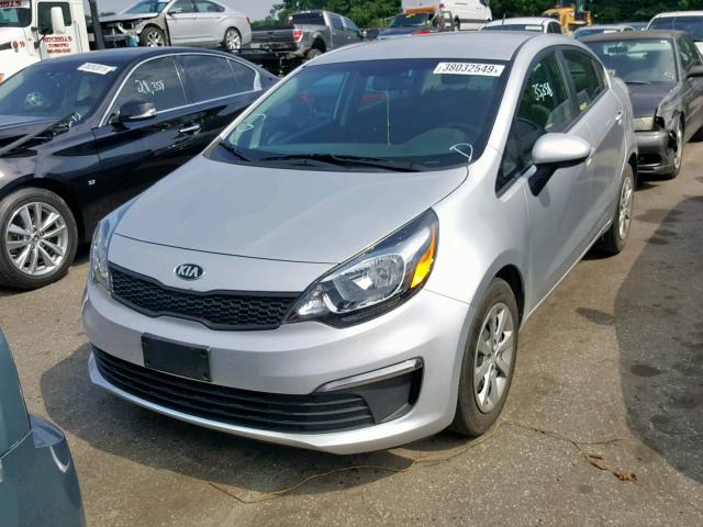 KNADM4A35H6104253 - 2017 KIA RIO LX SILVER photo 2