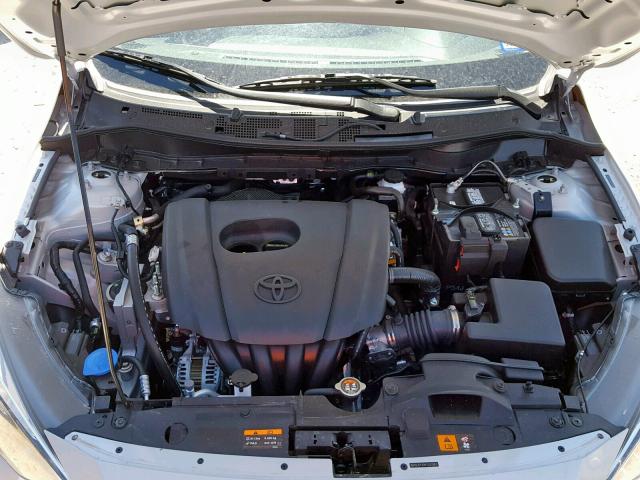 3MYDLBYV0KY521587 - 2019 TOYOTA YARIS L GRAY photo 7