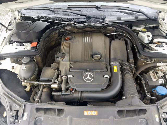 WDDGJ4HB9CF784288 - 2012 MERCEDES-BENZ C 250 WHITE photo 7