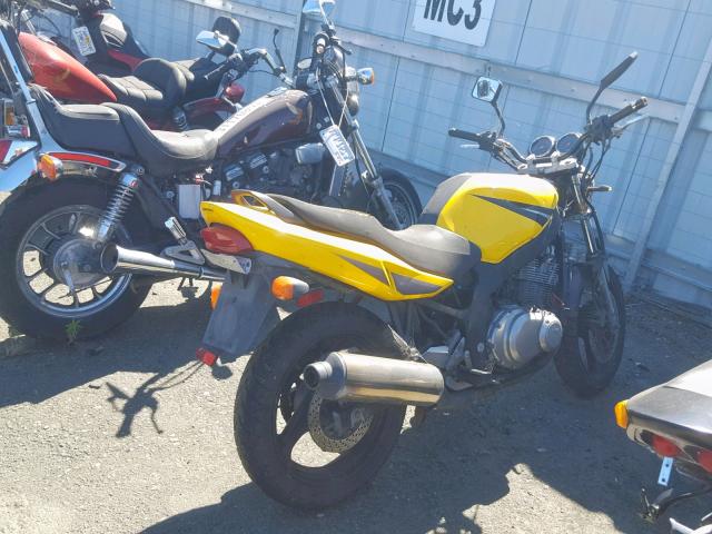 VTTGM51A842101415 - 2004 SUZUKI GS500 FK YELLOW photo 4