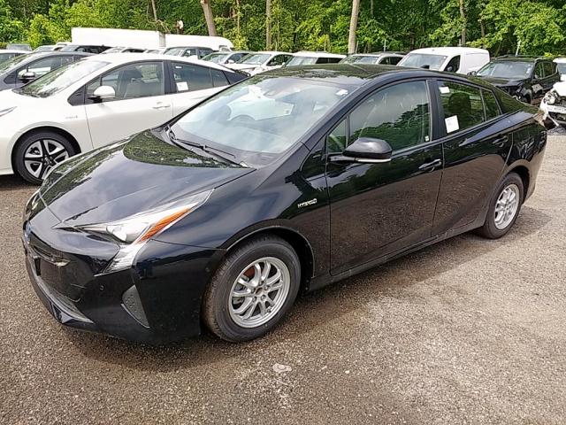 JTDKARFU1J3554796 - 2018 TOYOTA PRIUS BLACK photo 2