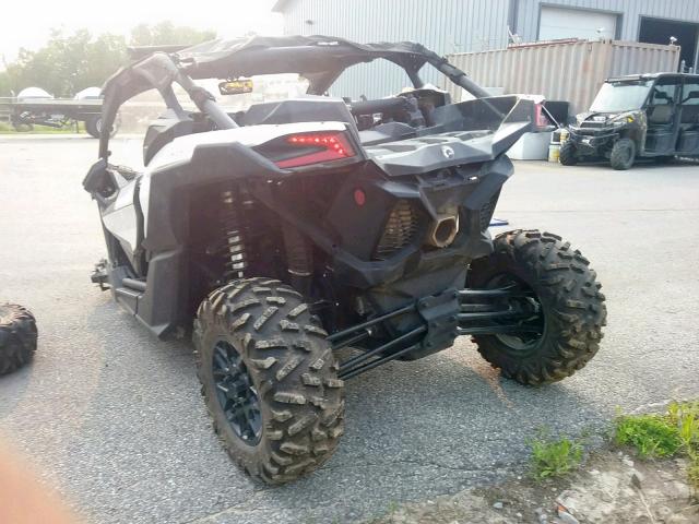 3JBVGAW42KK000050 - 2019 CAN-AM MAVERICK X WHITE photo 3