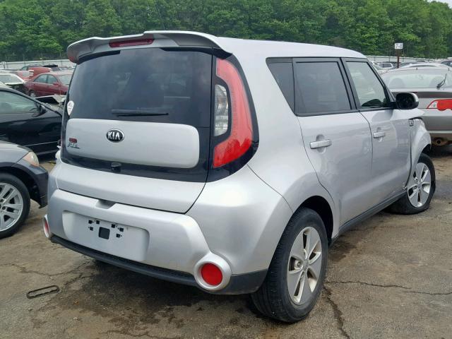 KNDJX3A54E7710352 - 2014 KIA SOUL ! Gümüş foto 4