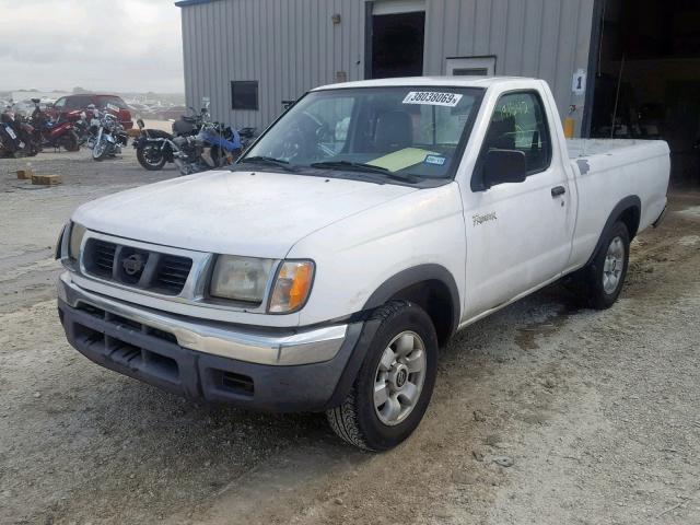 1N6DD21S7WC324486 - 1998 NISSAN FRONTIER X WHITE photo 2