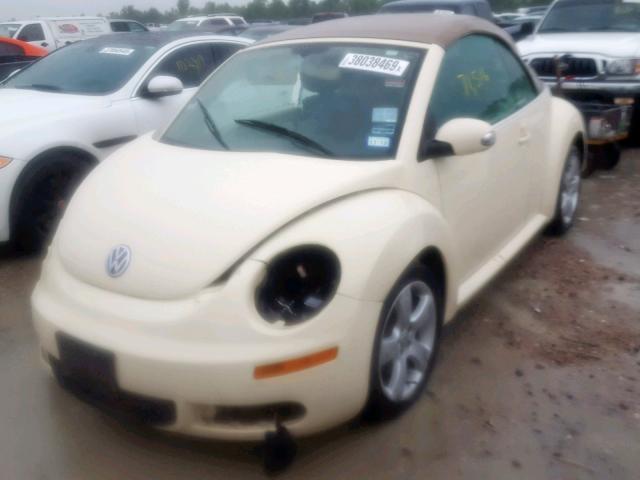 3VWSF31Y07M420312 - 2007 VOLKSWAGEN NEW BEETLE Krem foto 2