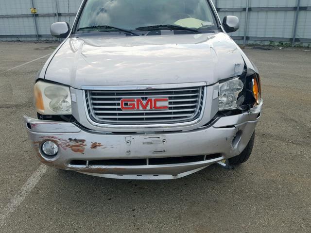 1GKET63M162121779 - 2006 GMC ENVOY DENA SILVER photo 9