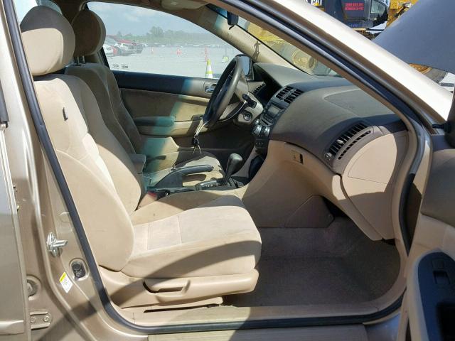 1HGCM56155A183252 - 2005 HONDA ACCORD DX GOLD photo 5