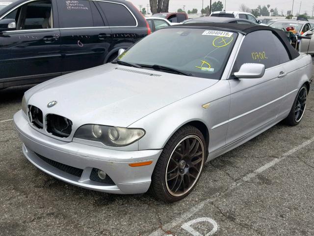 WBABW33465PL36738 - 2005 BMW 325 CI SILVER photo 2