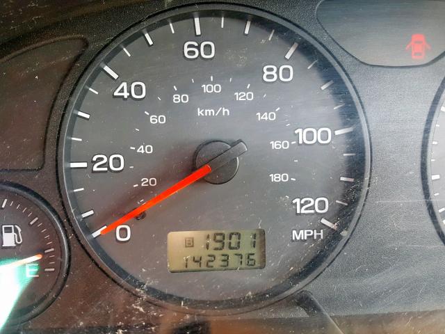 JF1SF65602H749608 - 2002 SUBARU FORESTER S წითელი ფოტო 8