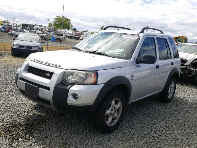 SALNY22284A299089 - 2004 LAND ROVER FREELANDER SILVER photo 2