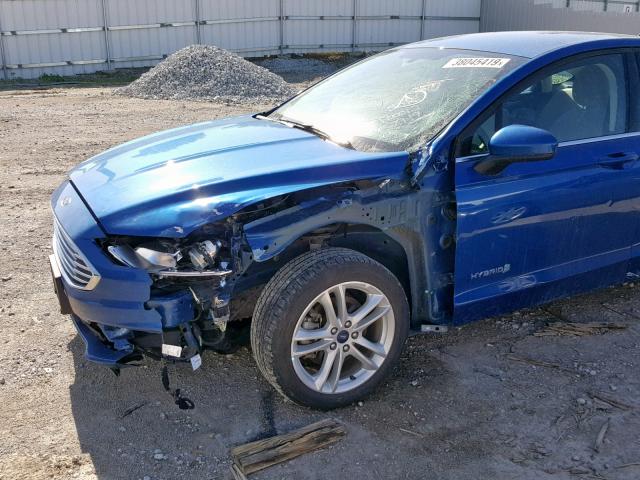 3FA6P0UU6JR141925 - 2018 FORD FUSION S H BLUE photo 9