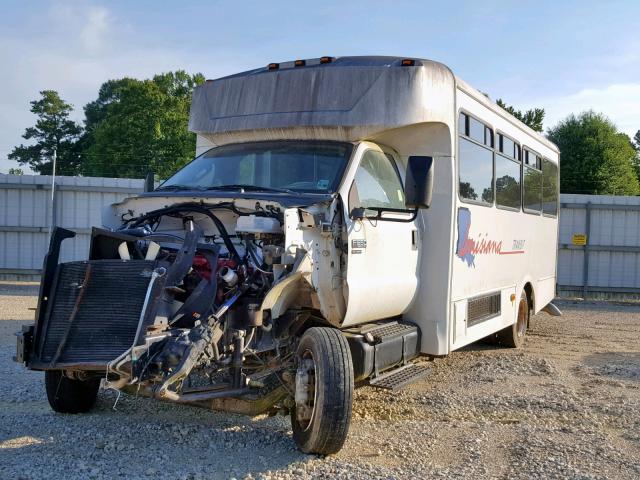 3FRNF6FAXBV422636 - 2011 FORD F650 SUPER WHITE photo 2