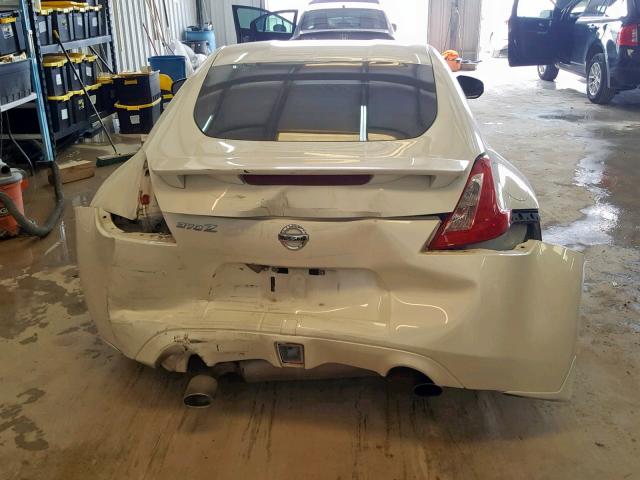 JN1AZ4EH8EM632604 - 2014 NISSAN 370Z BASE WHITE photo 9