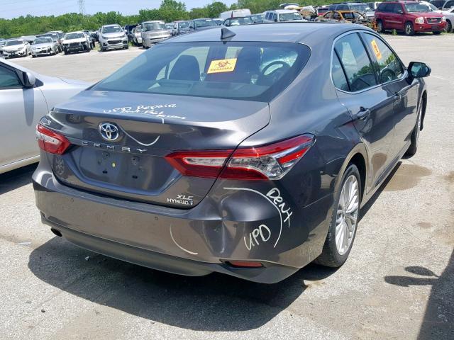 4T1B21HK5JU502720 - 2018 TOYOTA CAMRY HYBR GRAY photo 4