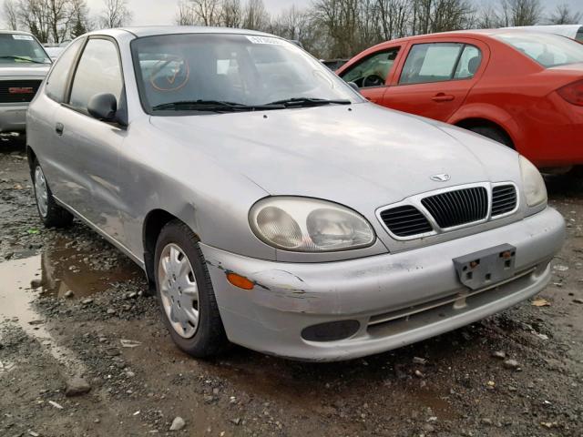 KLATA2263YB475589 - 2000 DAEWOO LANOS S SILVER photo 1