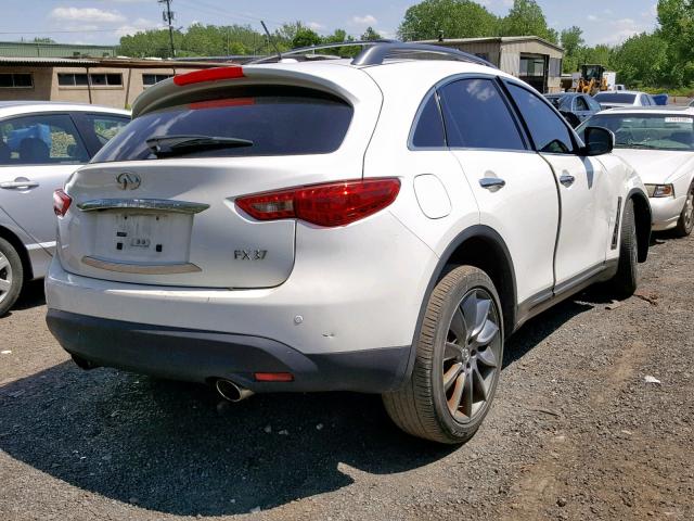 JN8CS1MW5DM172670 - 2013 INFINITI FX37 WHITE photo 4