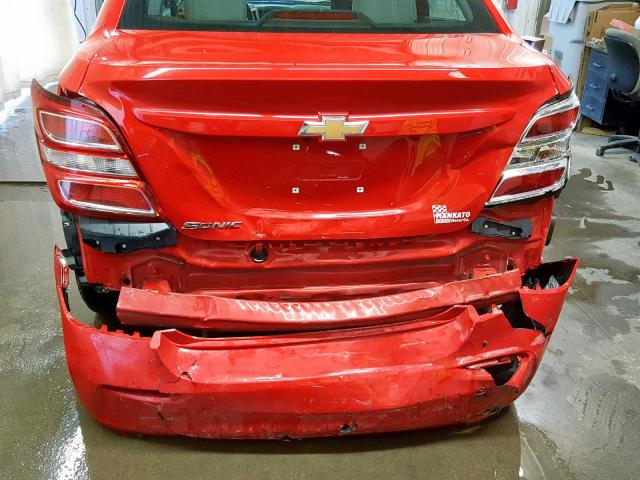 1G1JB5SH2J4121646 - 2018 CHEVROLET SONIC LS 红色 照片 9