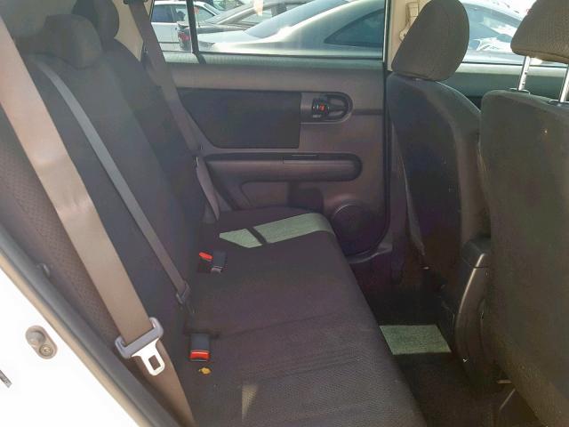 JTLKE50E681032920 - 2008 TOYOTA SCION XB 白色 照片 6