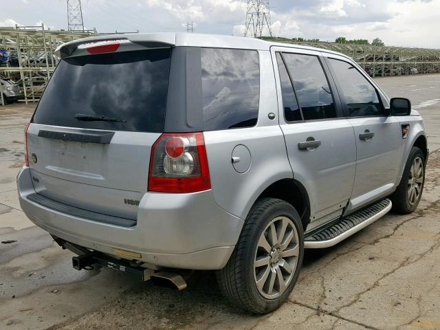 SALFR24N58H064817 - 2008 LAND ROVER LR2 HSE SILVER photo 4