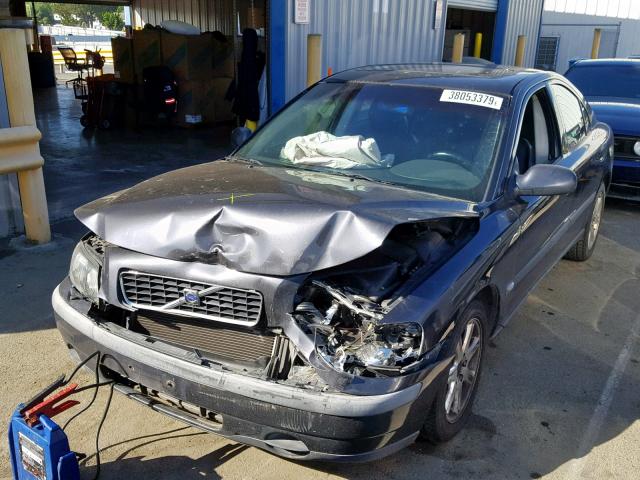 YV1RS58D422093600 - 2002 VOLVO S60 2.4T GRAY photo 2